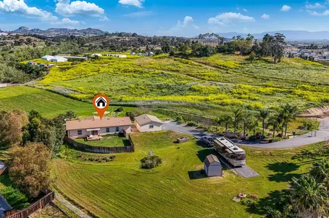 View/Area - 273 Stallion Dr, Oceanside, CA 92057 photo 2 of 9