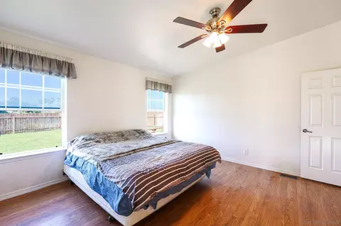 Bedroom - 273 Stallion Dr, Oceanside, CA 92057 photo 2 of 4