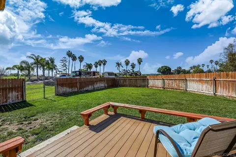 Exterior - 273 Stallion Dr, Oceanside, CA 92057 photo 5 of 10