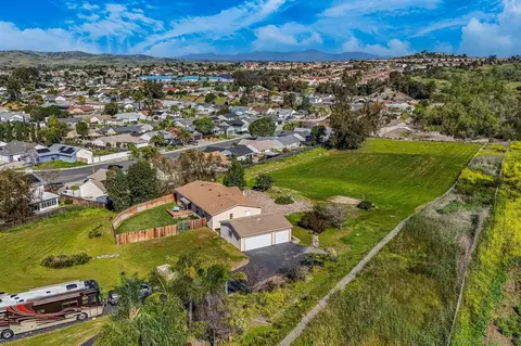 View/Area - 273 Stallion Dr, Oceanside, CA 92057 photo 5 of 9