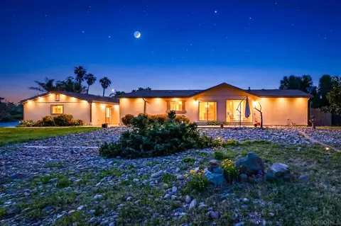 Exterior - 273 Stallion Dr, Oceanside, CA 92057 photo 1 of 10