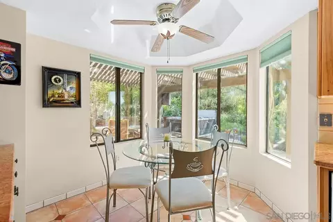 Dining - 1709 Larkhaven Gln, Escondido, CA 92026 photo 2 of 2