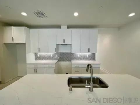 7825 Cypress Dr, Santee, CA 92071 photo 5