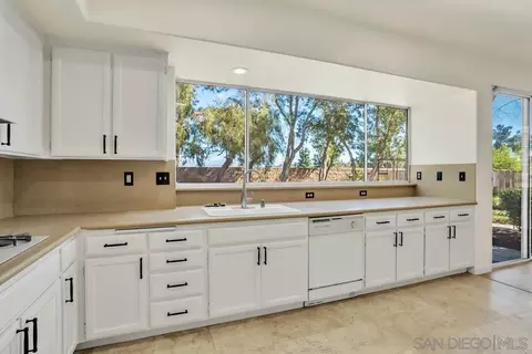 Kitchen - 1674 W 11th Ave, Escondido, CA 92029 photo 2 of 2