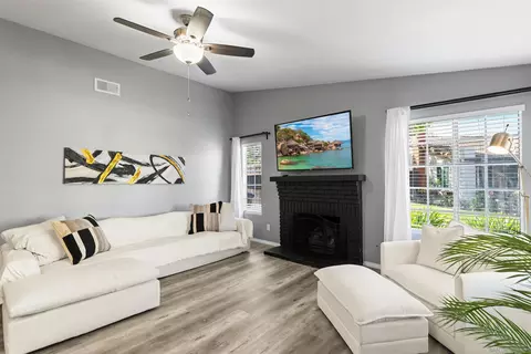 2407 Teaberry Gln, Escondido, CA 92027 photo 9