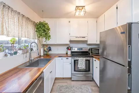 Kitchen - 166 N 1st St UNIT 23, El Cajon, CA 92021 photo 1 of 4