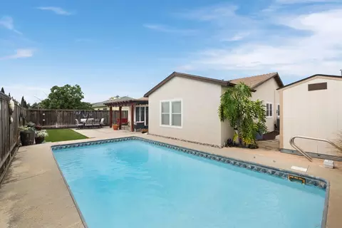 Exterior - 3759 Cherrystone St, Oceanside, CA 92058 photo 1 of 6