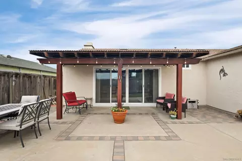 Exterior - 3759 Cherrystone St, Oceanside, CA 92058 photo 5 of 6