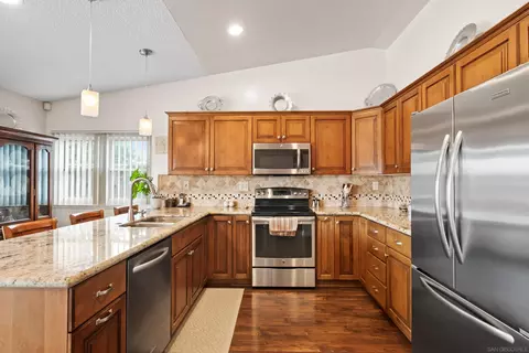 Kitchen - 3759 Cherrystone St, Oceanside, CA 92058 photo 1 of 2