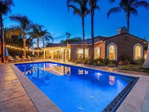 Exterior - 2624 Puebla St, Escondido, CA 92025 photo 3 of 10