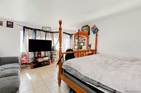 Bedroom - 1328 Buena St, Oceanside, CA 92058 photo 1 of 7