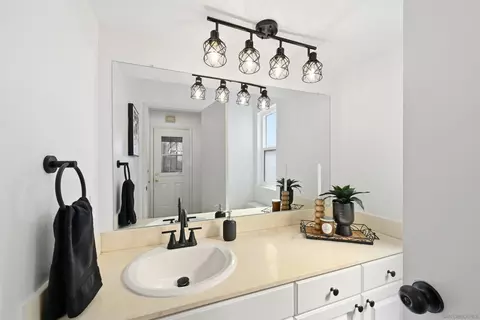 Bath - 10219 Kerrigan St, Santee, CA 92071 photo 3 of 3