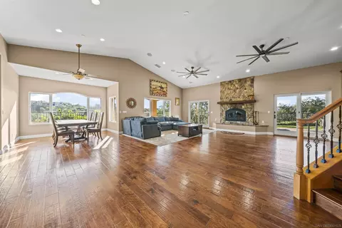 Living - 16951 Old Coach Rd, Poway, CA 92064 photo 2 of 4