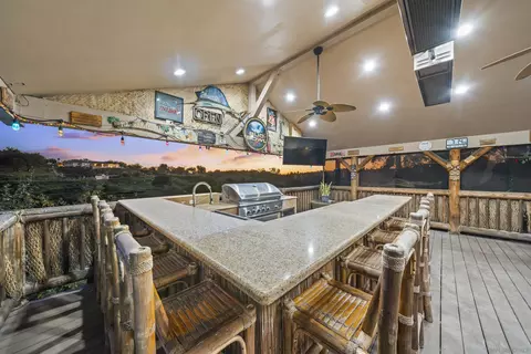 Exterior - 16951 Old Coach Rd, Poway, CA 92064 photo 2 of 7
