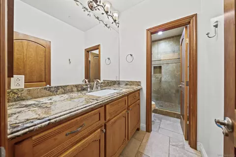 Bath - 16951 Old Coach Rd, Poway, CA 92064 photo 3 of 6