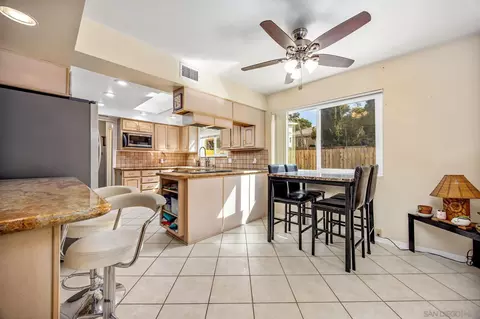 Kitchen - 1673 Hidden Mesa Rd, El Cajon, CA 92019 photo 2 of 4