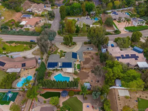 View/Area - 1673 Hidden Mesa Rd, El Cajon, CA 92019 photo 1 of 6