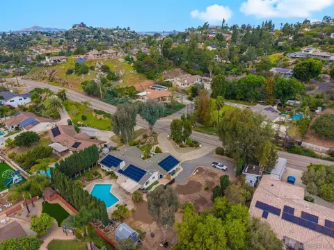 View/Area - 1673 Hidden Mesa Rd, El Cajon, CA 92019 photo 6 of 6