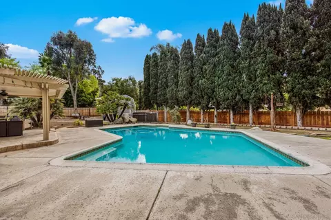 Exterior - 1673 Hidden Mesa Rd, El Cajon, CA 92019 photo 8 of 15
