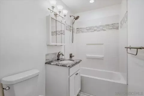 Bath - 2679 Ferdinand Rd, El Cajon, CA 92020 photo 1 of 4