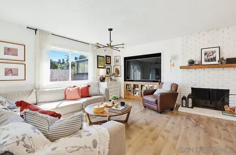 Living - 9517 Bray Ave, Spring Valley, CA 91977 photo 2 of 6