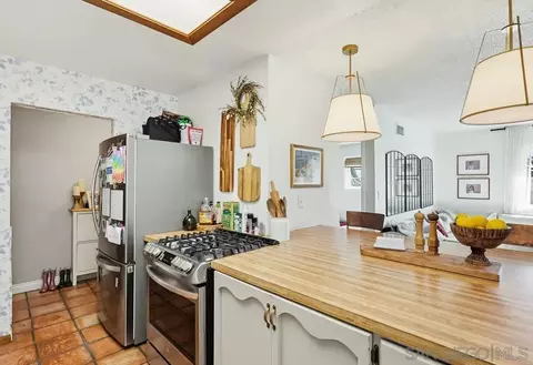 Kitchen - 9517 Bray Ave, Spring Valley, CA 91977 photo 3 of 7