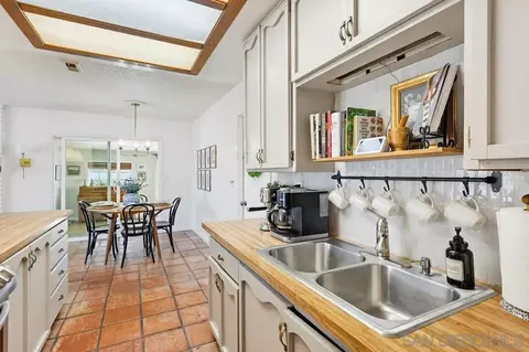 Kitchen - 9517 Bray Ave, Spring Valley, CA 91977 photo 7 of 7