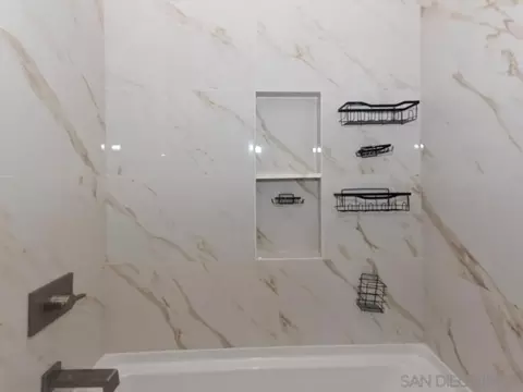 Bath - 1027-33 Chestnut St, Escondido, CA 92025 photo 2 of 5