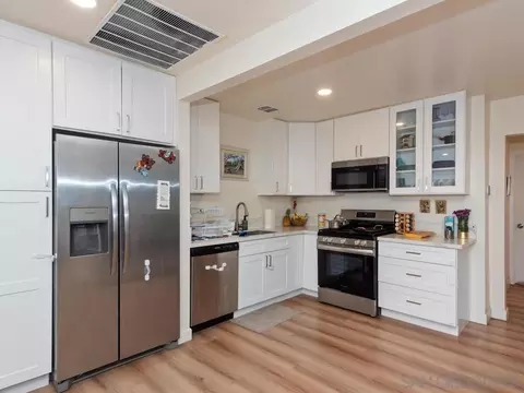 Kitchen - 1027-33 Chestnut St, Escondido, CA 92025 photo 5 of 5