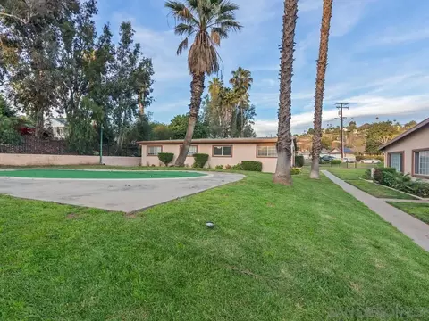 Exterior - 1027-33 Chestnut St, Escondido, CA 92025 photo 2 of 8