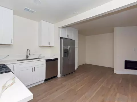 Kitchen - 1027-33 Chestnut St, Escondido, CA 92025 photo 2 of 5