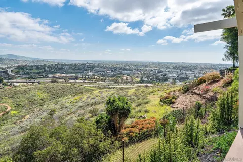 View/Area - 7945 Shadow Hill Dr, La Mesa, CA 91941 photo 4 of 10