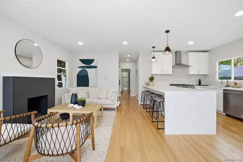 3542 Poe St, San Diego, CA 92106