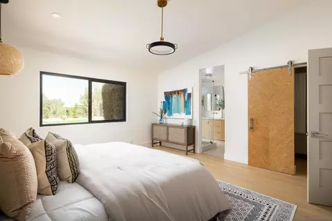 Bedroom - 1502 Vanessa Cir, Encinitas, CA 92024 photo 2 of 5