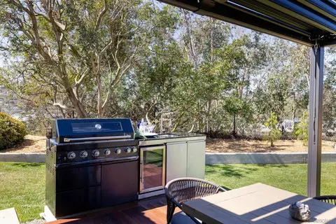 Exterior - 1502 Vanessa Cir, Encinitas, CA 92024 photo 7 of 13