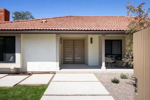 Exterior - 1502 Vanessa Cir, Encinitas, CA 92024 photo 4 of 13