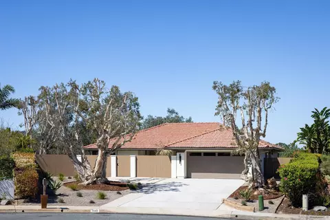 Exterior - 1502 Vanessa Cir, Encinitas, CA 92024 photo 2 of 13