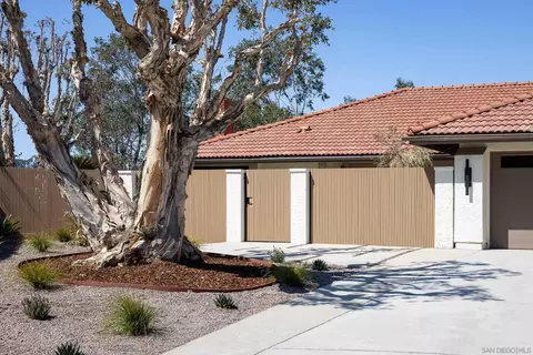 Exterior - 1502 Vanessa Cir, Encinitas, CA 92024 photo 3 of 13