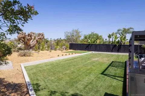 Exterior - 1502 Vanessa Cir, Encinitas, CA 92024 photo 8 of 13