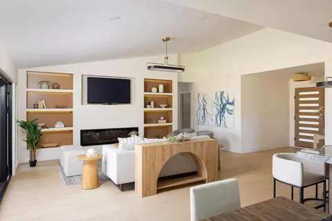Living - 1502 Vanessa Cir, Encinitas, CA 92024 photo 3 of 6