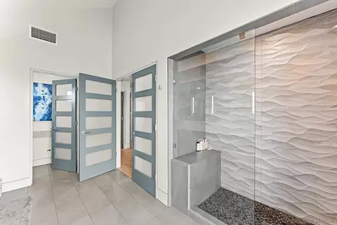 Bath - 5 Spinnaker Way, Coronado, CA 92118 photo 2 of 6