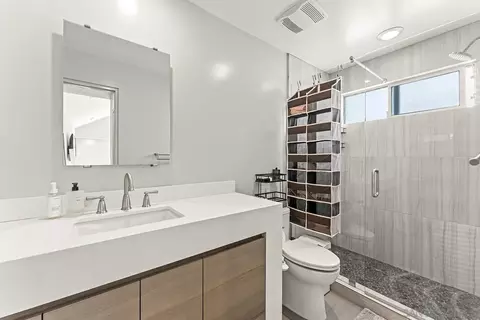Bath - 5 Spinnaker Way, Coronado, CA 92118 photo 3 of 6
