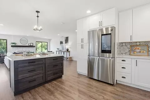 Kitchen - 2024 Grandview Rd, Vista, CA 92084 photo 6 of 7
