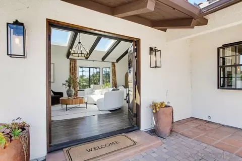 Entry Way - 2024 Grandview Rd, Vista, CA 92084 photo 1 of 2