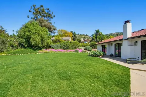 Exterior - 2024 Grandview Rd, Vista, CA 92084 photo 5 of 18
