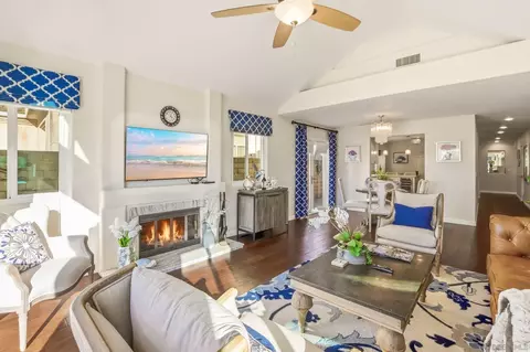 Living - 52 Spinnaker Way, Coronado, CA 92118 photo 2 of 4