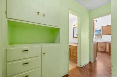 Entry Way - 660 Mills St, Escondido, CA 92027 photo 1 of 1