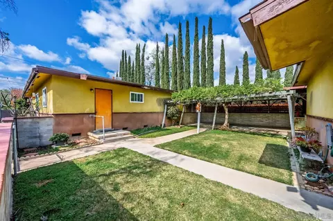 Exterior - 660 Mills St, Escondido, CA 92027 photo 3 of 21