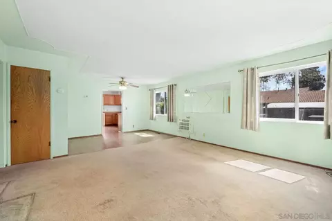 Living - 660 Mills St, Escondido, CA 92027 photo 3 of 4