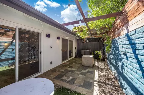 Exterior - 810 E Washington Ave UNIT E, Escondido, CA 92025 photo 6 of 7